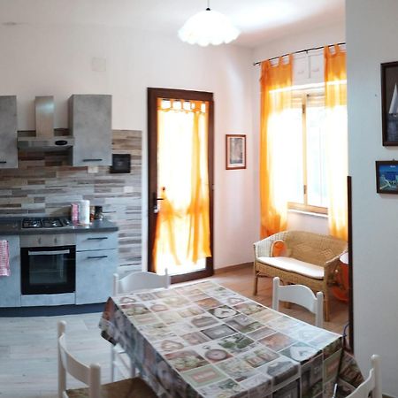 Casa Vacanze"Il Bouganville" Карбония Экстерьер фото