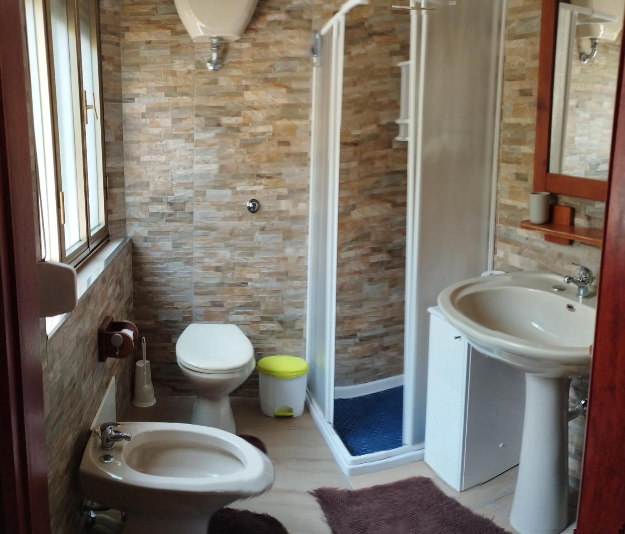 Casa Vacanze"Il Bouganville" Карбония Экстерьер фото