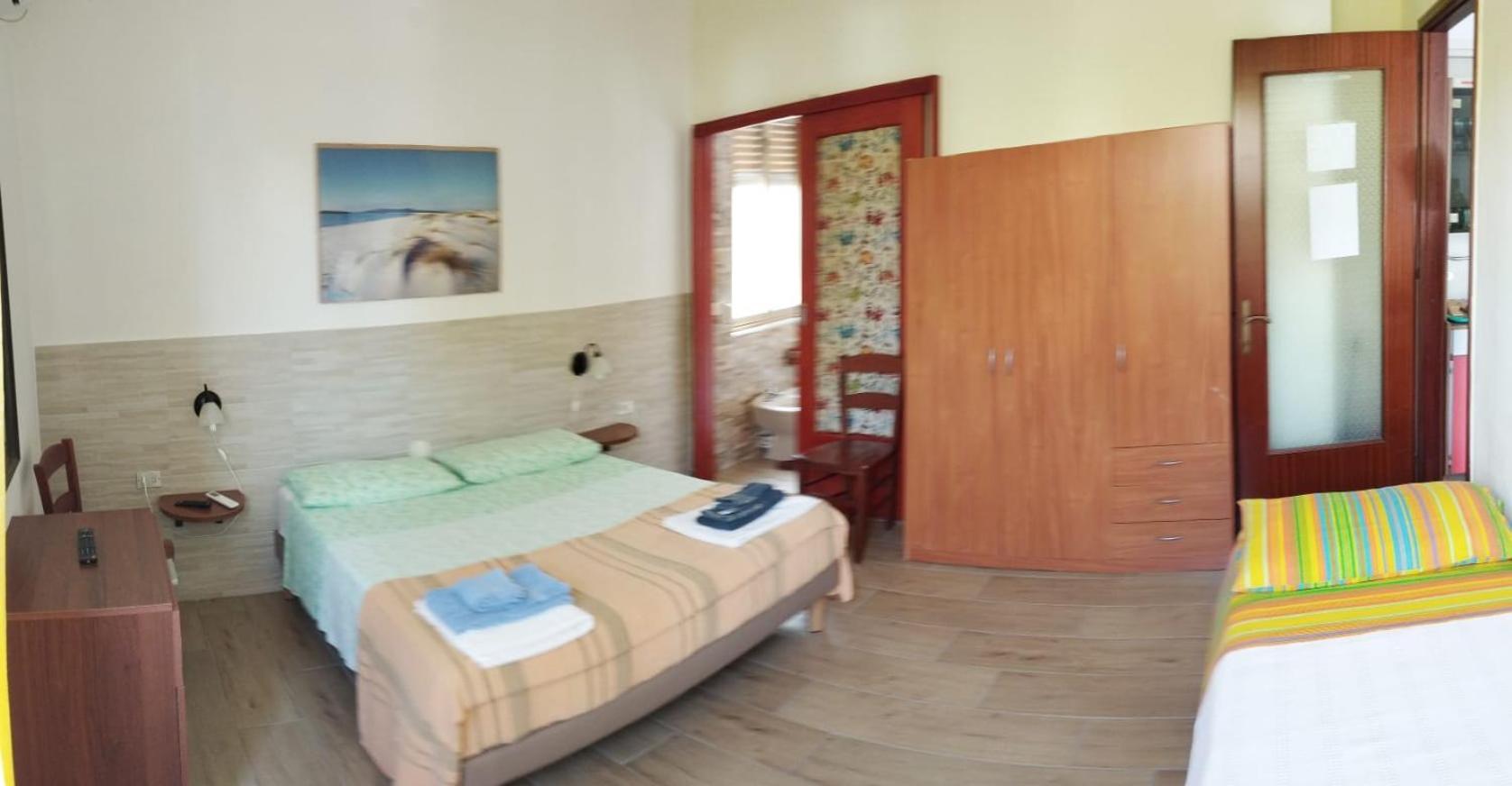 Casa Vacanze"Il Bouganville" Карбония Экстерьер фото